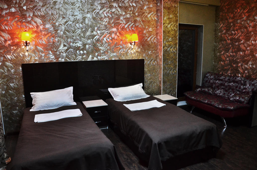 Voyage Hotel Бишкек Стая снимка